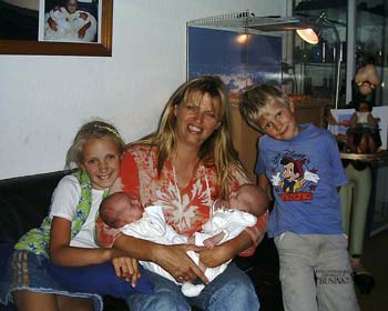 Marike mandemaker en kids 08-09-2004