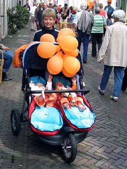 auto stoeltjes en koninginnedag 2005