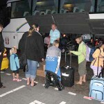 Vertrek van onze 4 vakantie kinderen terug naar Bosnie snifff 15-08-2008