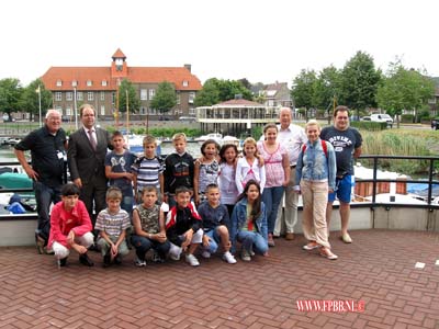 De aankomst op gemeentehuis in Sliedrecht 15-07-2010