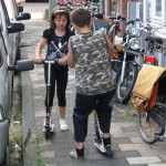 Nog effen buitenspelen metd e andere kinderen 15-07-2010