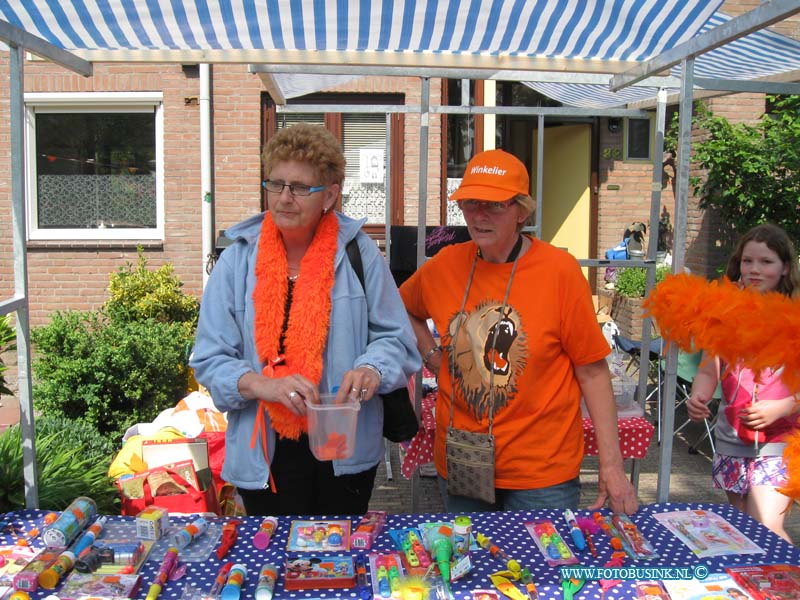 Koninginnendag Sterrenburg 30-04-2011